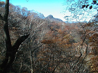 �����z���̕@�ȎR